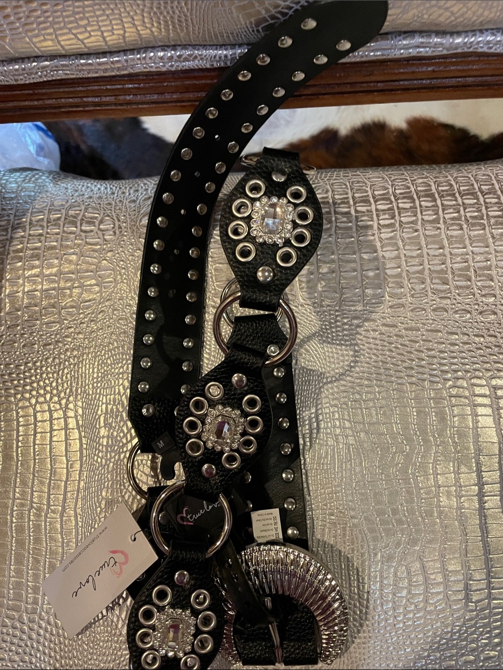 Black Rhinestone Studded Women's Accessory Belt NWT - Picture 6 of 8